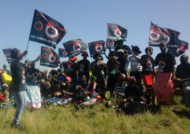 Amadiba residents gather to oppose a mine that has the support of a local chief and that has gained approval from the minerals department. Photo courtesy of Nonhle Mbuthuma